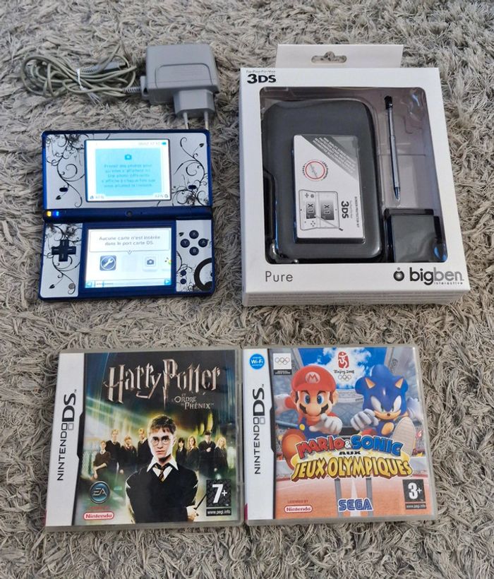 Lot Console Nintendo DS i + 2 Jeux - photo numéro 2