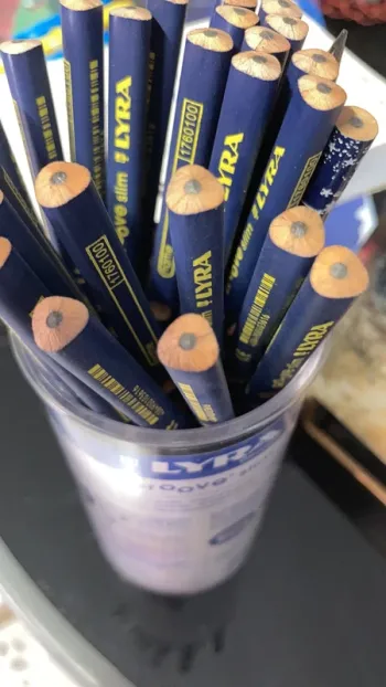 Crayon de papier.scalopee