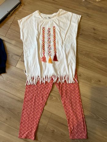 Ensemble t shirt et legging