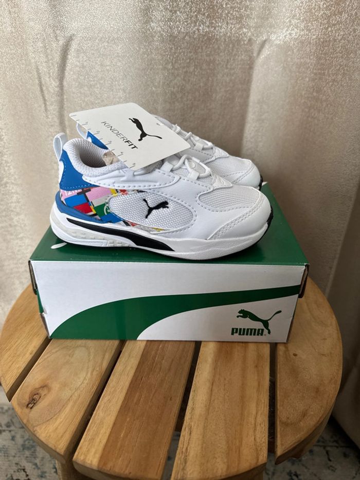 Baskets Puma bébé blanches neuves – Taille 23 - photo numéro 3