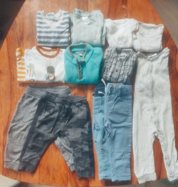 Lot vêtements garçon 12 mois