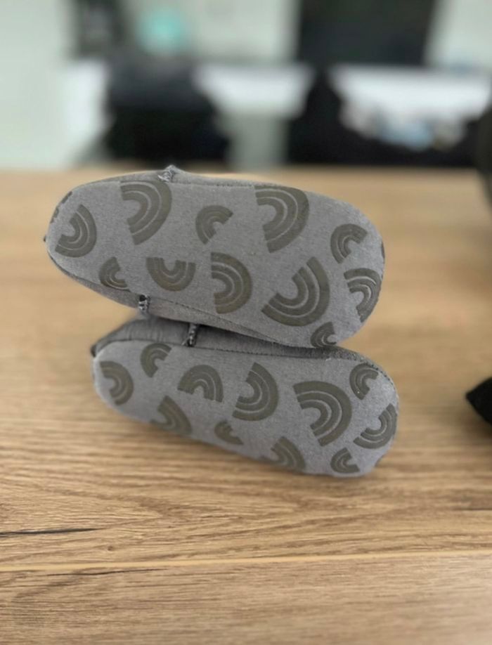 Chausson tout chaud pour bébé - photo numéro 4