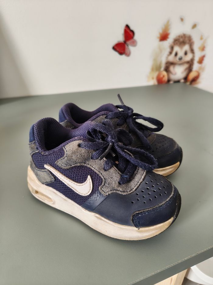 Baskets nike 23.5 - photo numéro 2