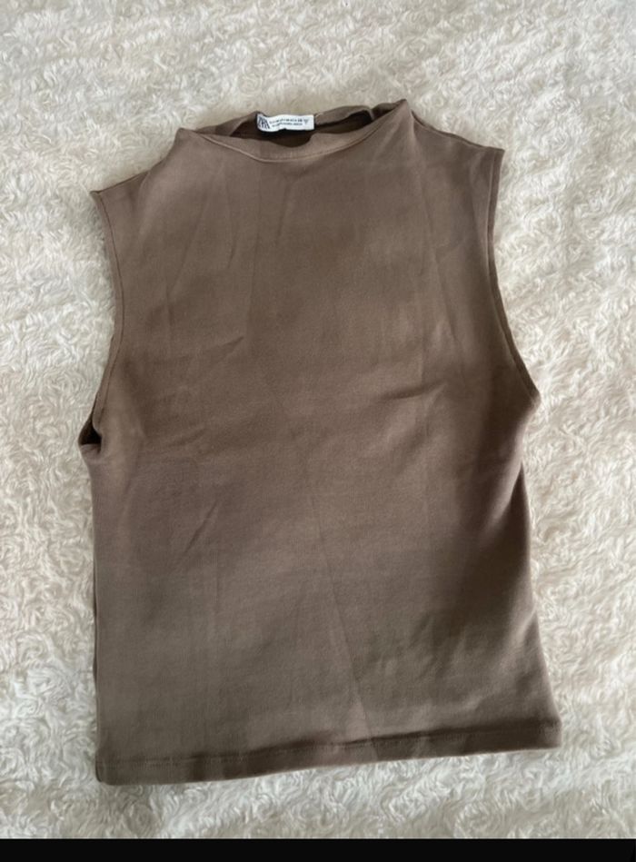 Magnifique haut Zara avec colle