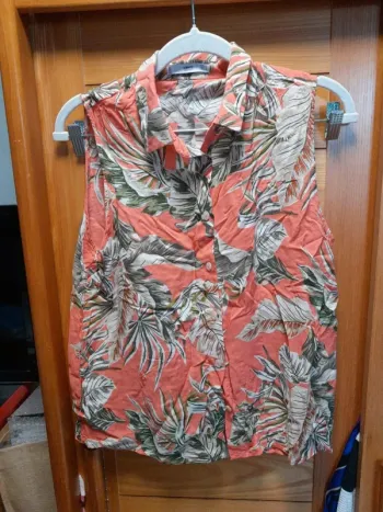 Blouse sans manches