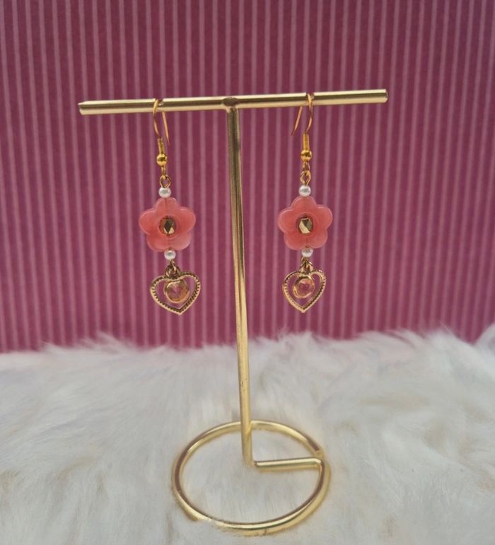 Boucles d’oreilles fleurs et coeurs - Bijoux - Fleurs - Coeurs
