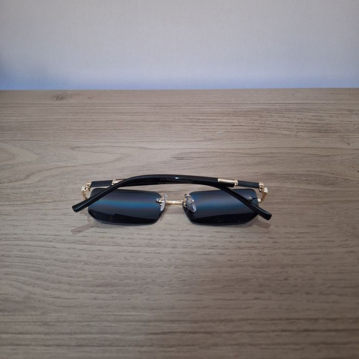 Lunettes de Soleil - Y2K Vintage 90s-2000s - Unisexe Sunglasses - Verres Teintés - photo numéro 2