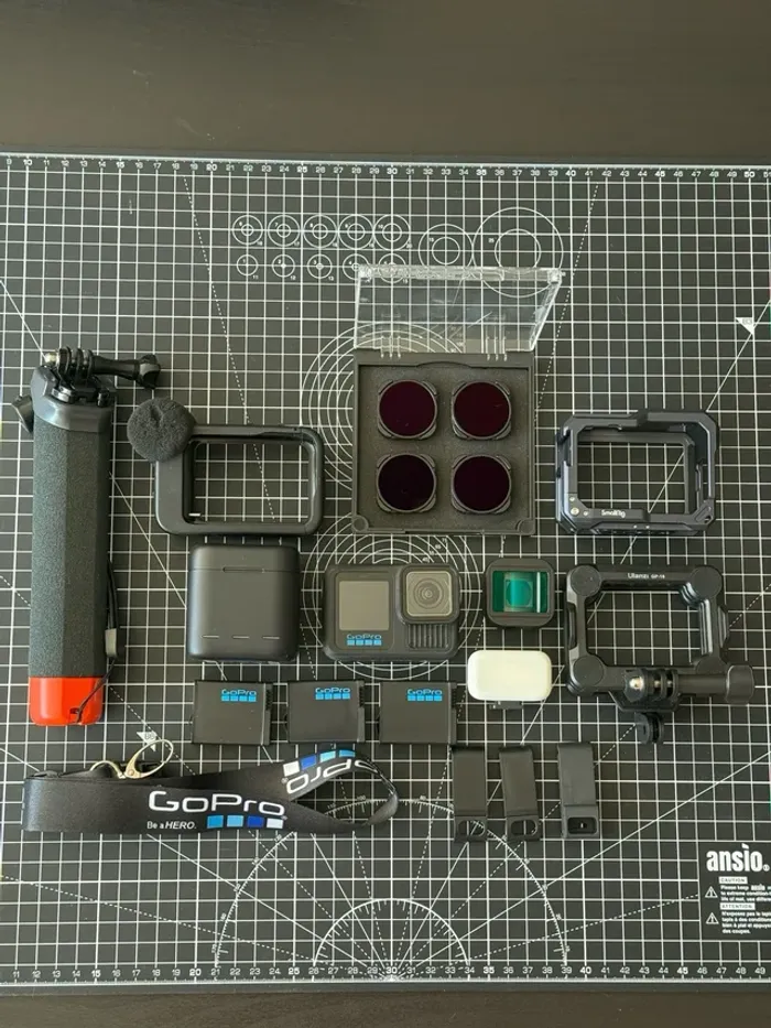 GoPro HERO13 Black + accessoires (LIRE LA DESCRIPTION)