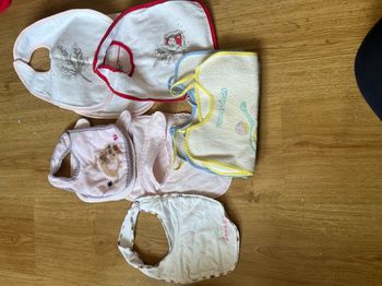 Bavoir bébé fille