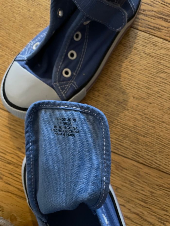 Chaussures 30 - photo numéro 1