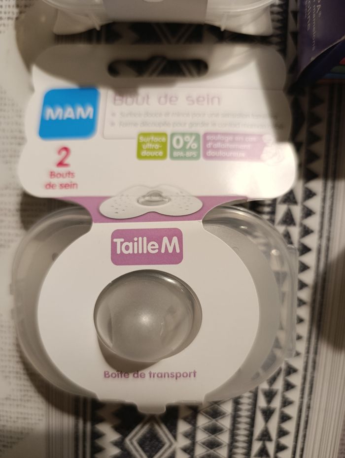 Lot Bout de sein taille S + bout de sein taille M marque Mam + crème mamelons Lanoline - photo numéro 3