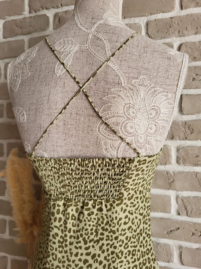 Robe à fines bretelles croisées imprimé léopard vert kaki Zara - Neuve - photo numéro 9