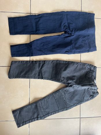Lot 2 pantalons 4 ans fille