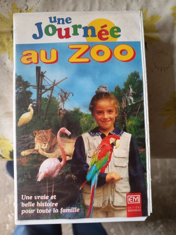 Cassette vhs une journée au zoo