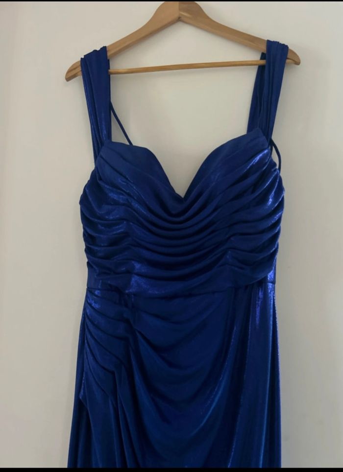 Robe événement - photo numéro 2