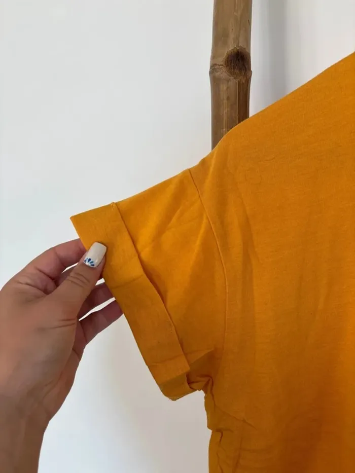 t-shirt très long jaune orange Divided taille S - photo numéro 3