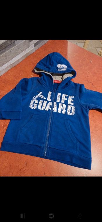 Sweat bébé taille 12 mois