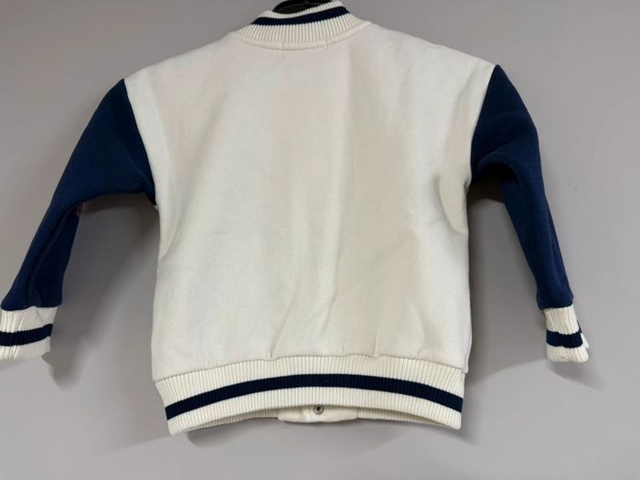 Veste 4 ans - photo numéro 3