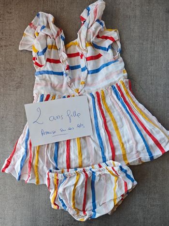 Robe rayures multicolores et bloomer