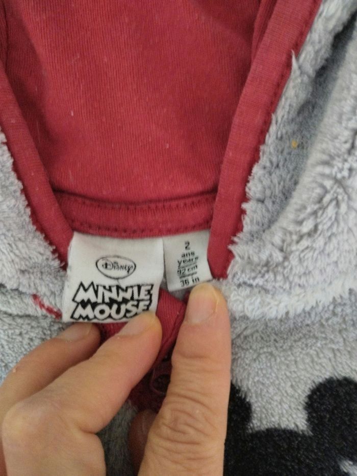 Combinaison Mickey taille 2 ans - photo numéro 2