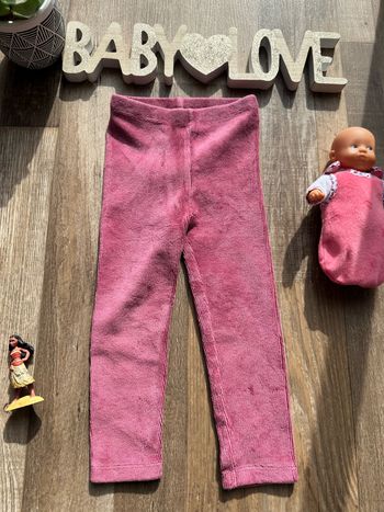 - Pantalon    - 23 mois  - Très bon état