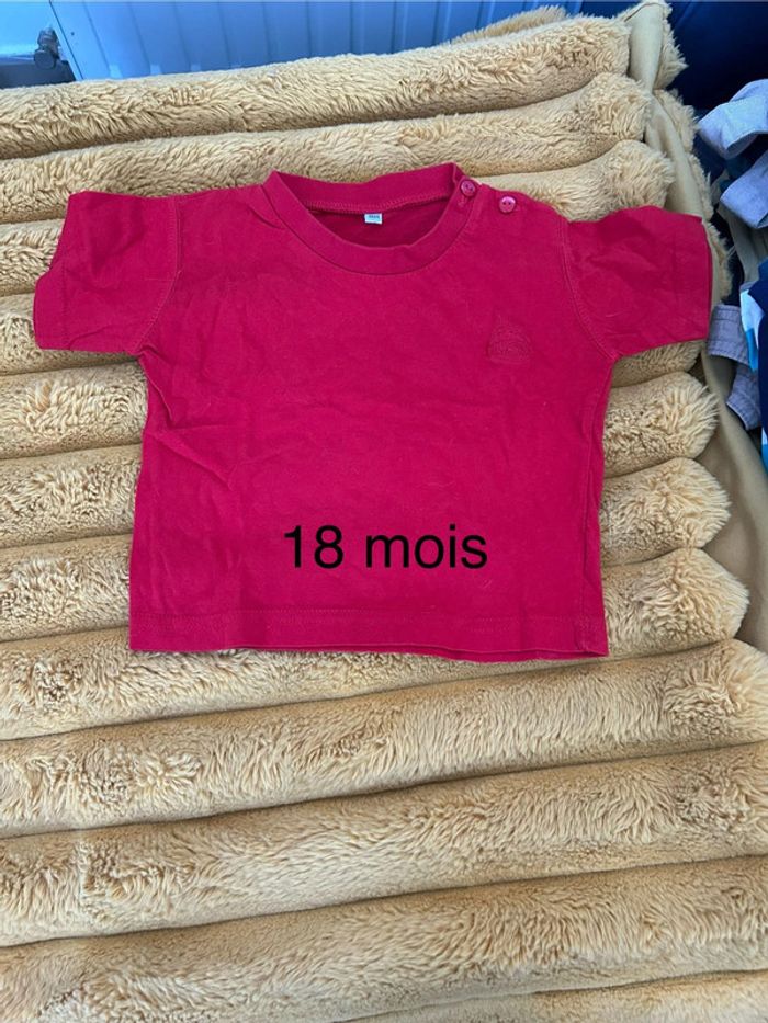 T-shirt rouge