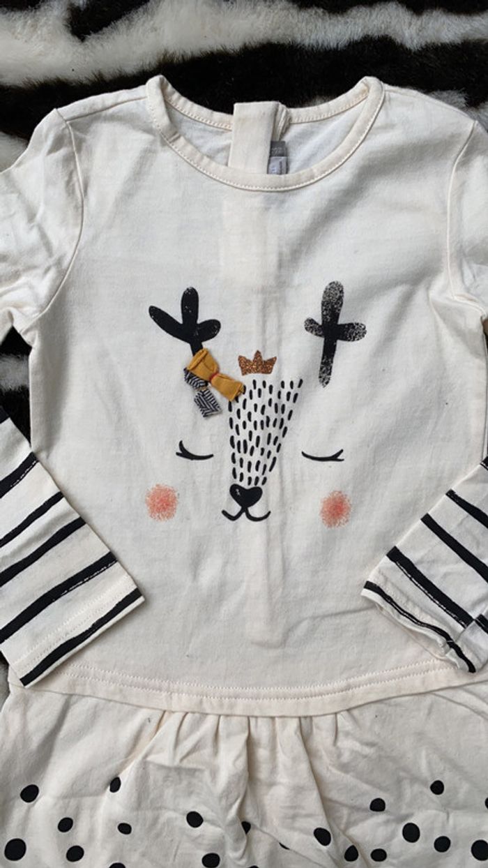 Robe catimini 3 ans portée une fois - photo numéro 2