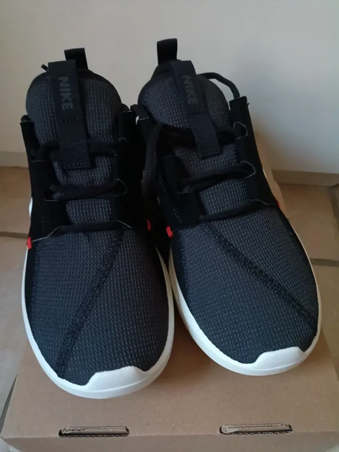 Baskets sneakers Nike enfant mixtes. - photo numéro 4
