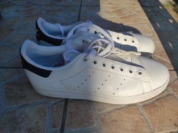 Baskets Adidas Stan Smith cuir taille 42