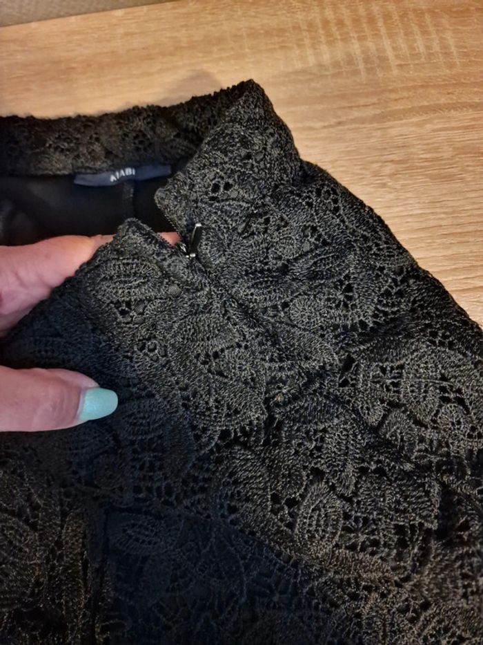 Short dentelle noir - photo numéro 3