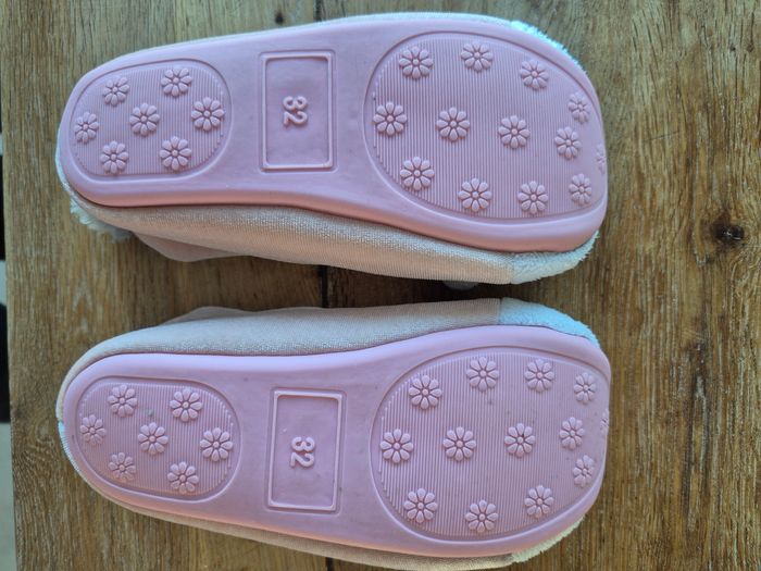 Chaussons fille 32 - photo numéro 2
