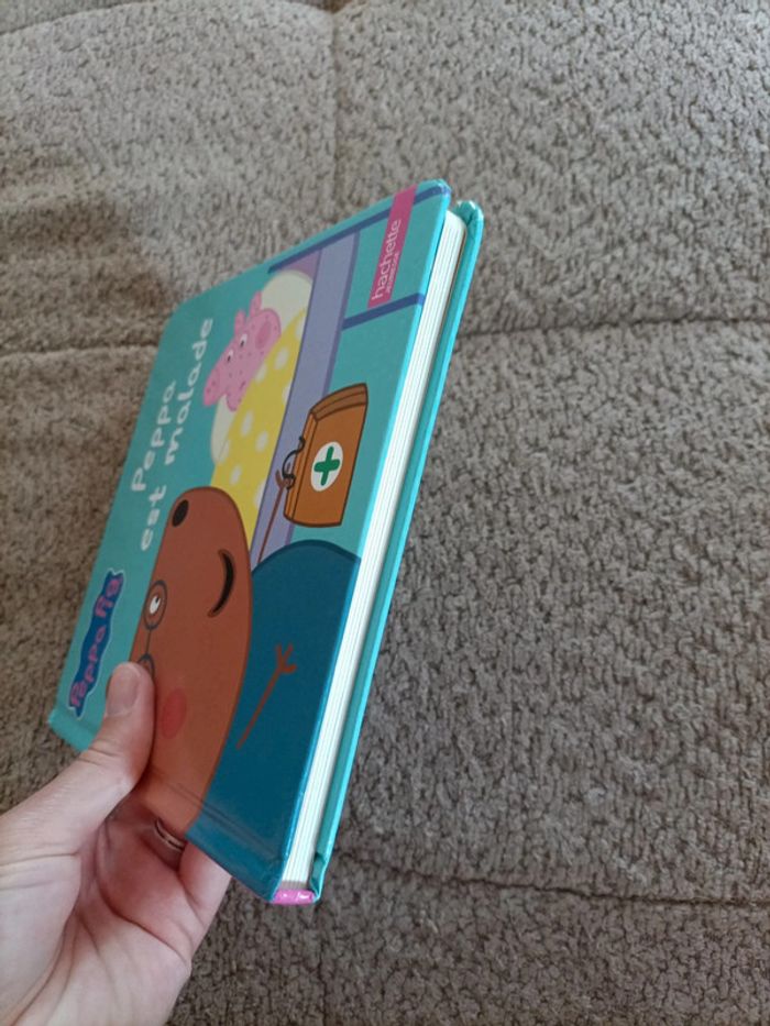 Livre Peppa pig cartonné : Peppa est malade - photo numéro 7