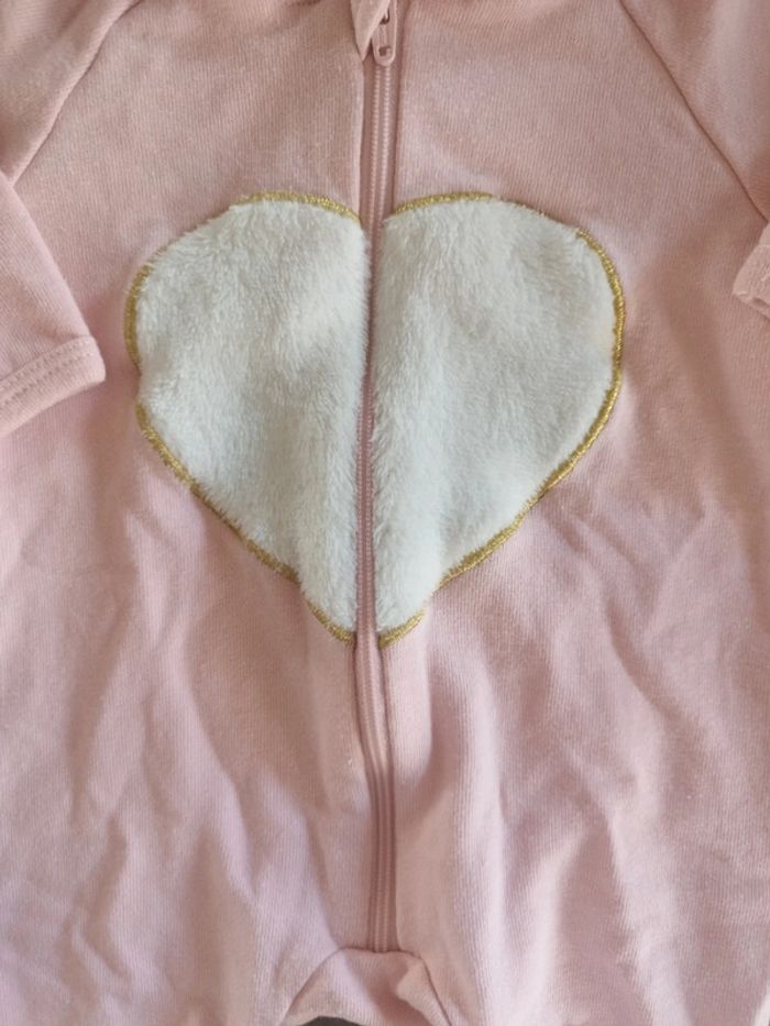 Surpyjama licorne 1 mois - photo numéro 3