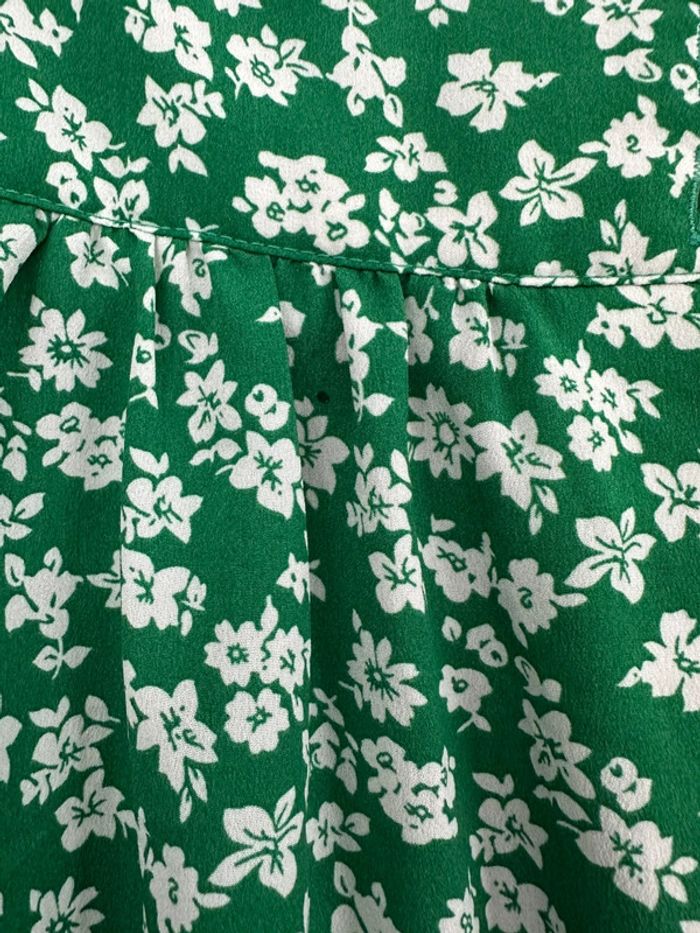 Petite robe verte à fleurs Shein taille M - photo numéro 4