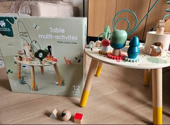 Table d'éveil en bois 