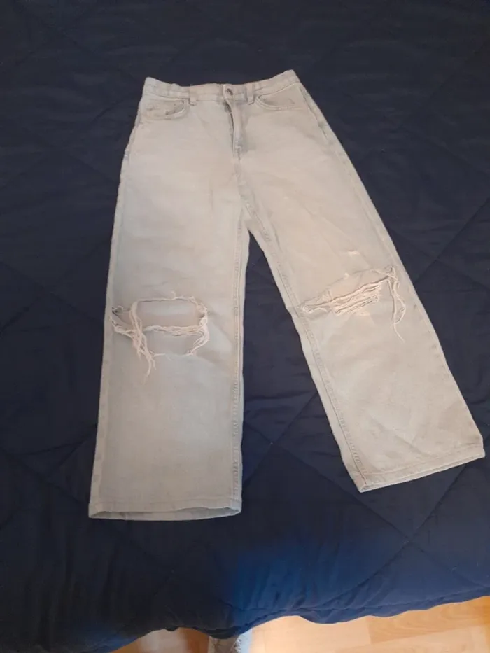Jeans taille 12 ans - photo numéro 2
