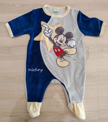 Pyjama Disney baby
