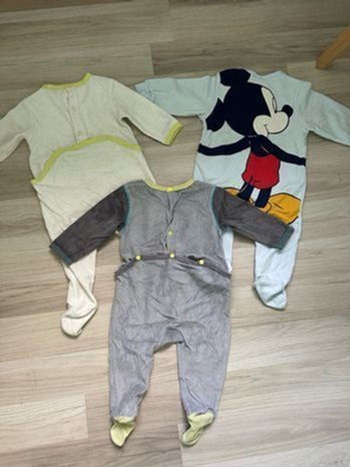 Lot vêtements garçon 9-12 mois - photo numéro 3