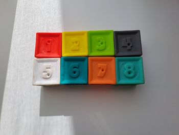 Lot 8 cubes sensoriels, infantino