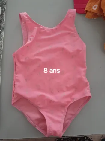Maillot de bain fille 8 ans
