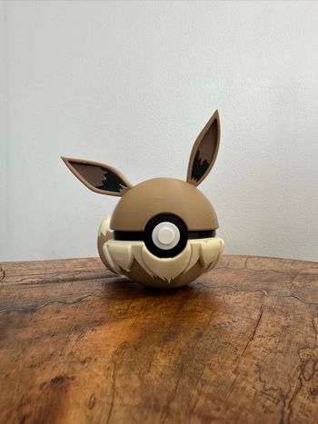 Pokeball Evoli en 3D