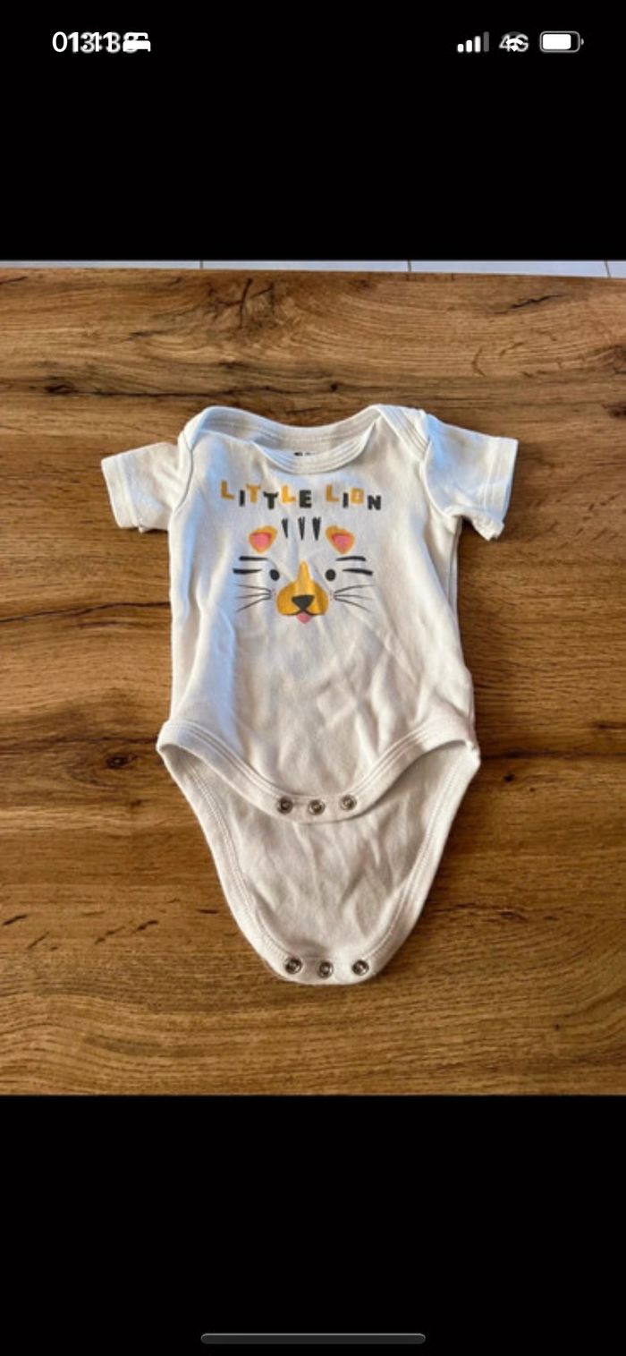 Lots de bodies 3 mois - photo numéro 4