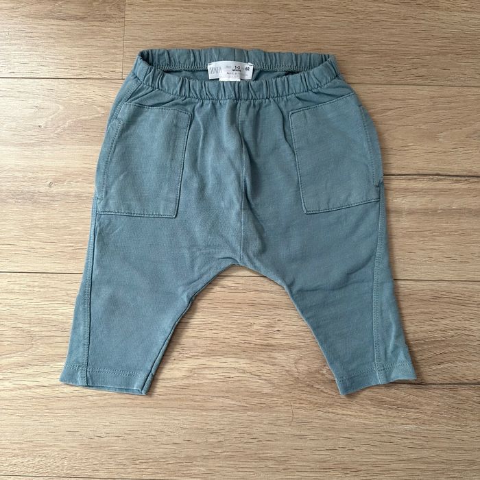 Pantalons Zara bleu et beige taille 1-3 mois - photo numéro 2