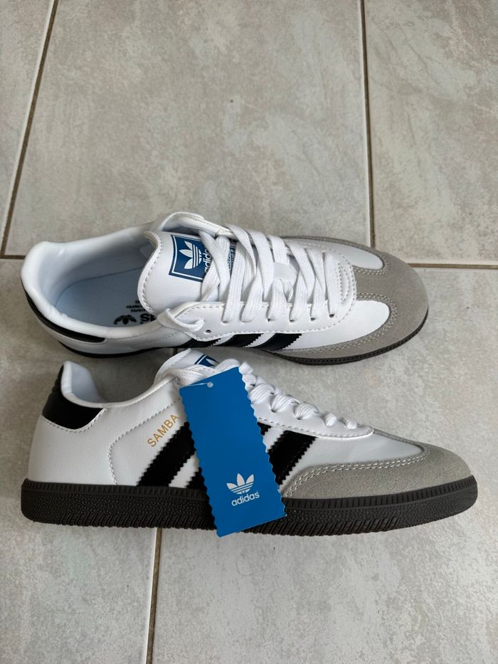 Adidas samba blanche neuf taille 40