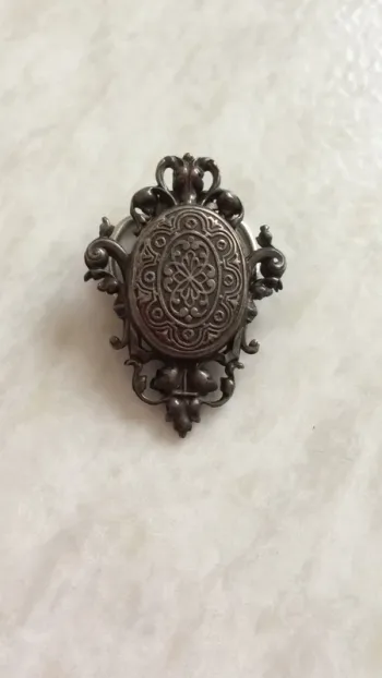 Broche vintage