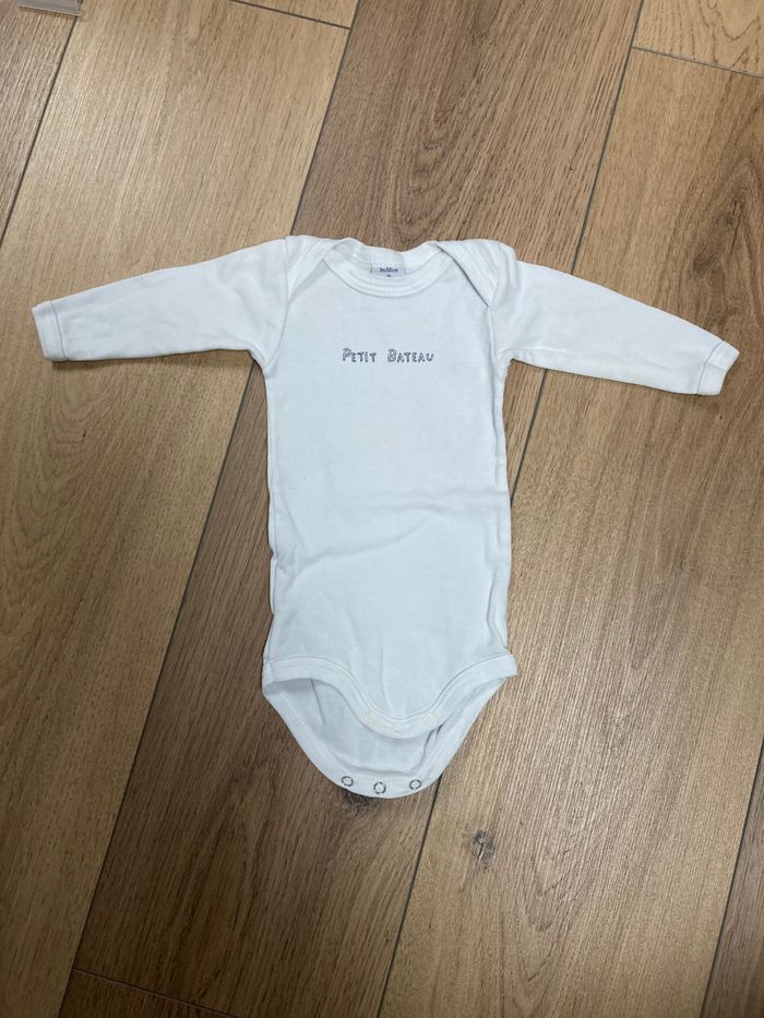 Lot de 2 bodies ML 3 mois - photo numéro 2