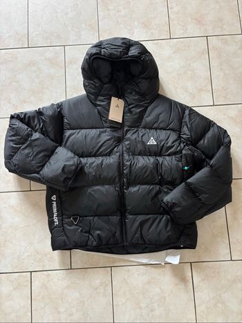 Doudoune noire Nike ACG – Taille M