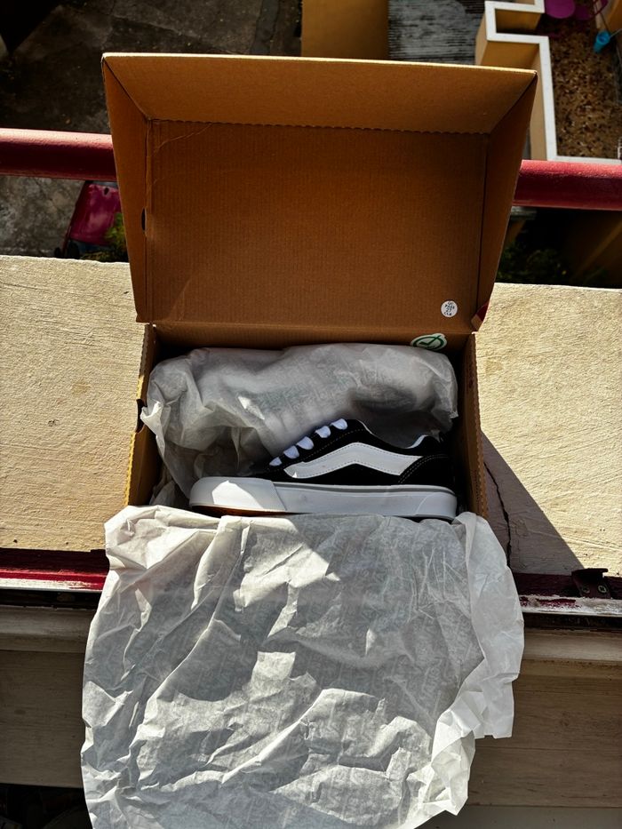 Vans Knu School Black White - Taille 37 - Neuves - photo numéro 8