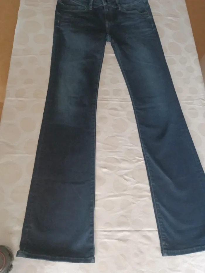 Pantalon jeans femme Lee Cooper taille 38 coupe évasée pattes d' éléphants bootcut