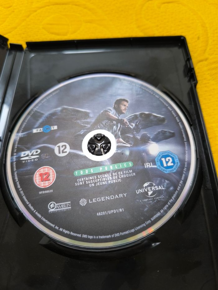 DVD Jurassic World - photo numéro 3